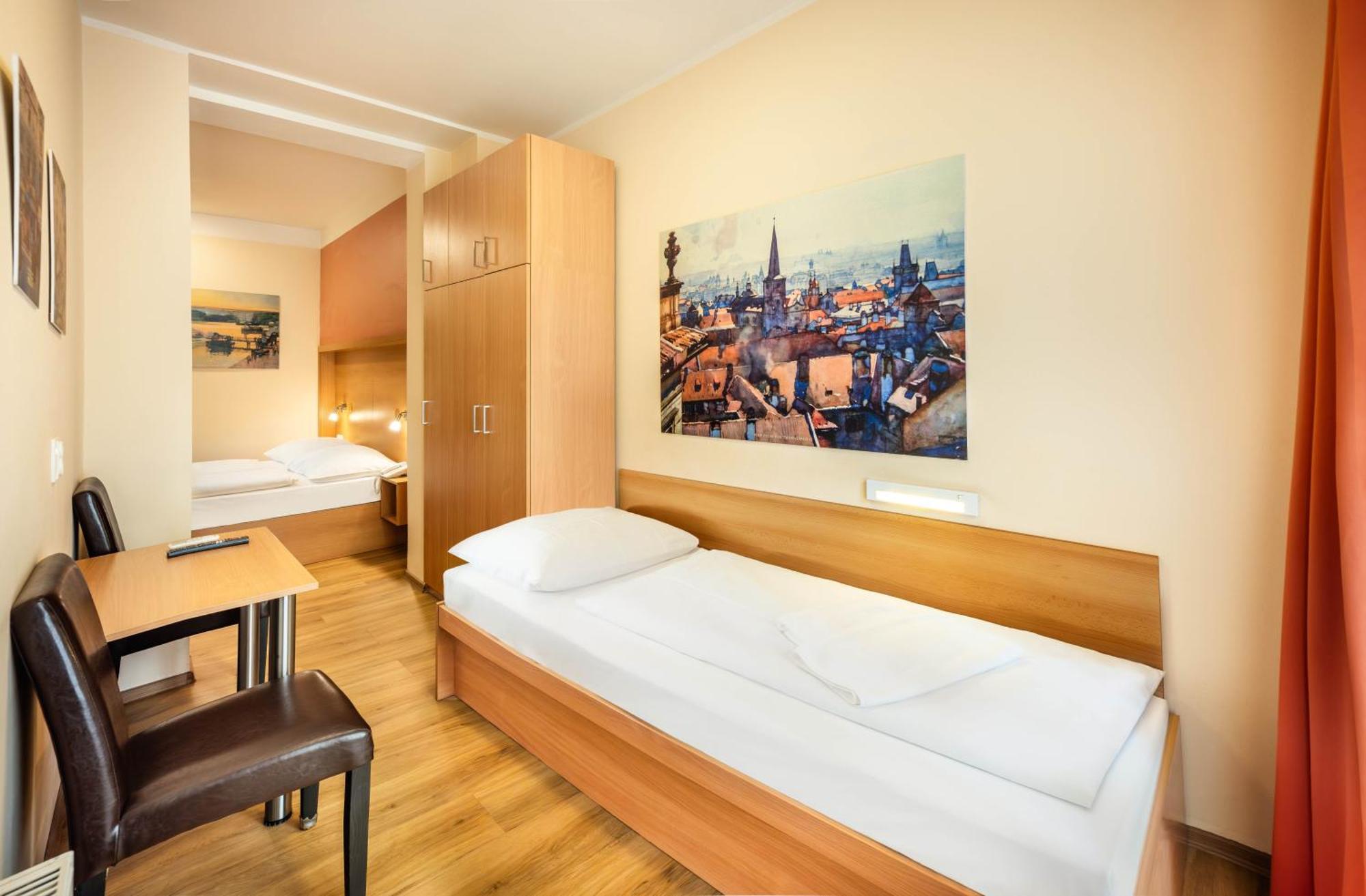 Residence Bene Praha Bagian luar foto