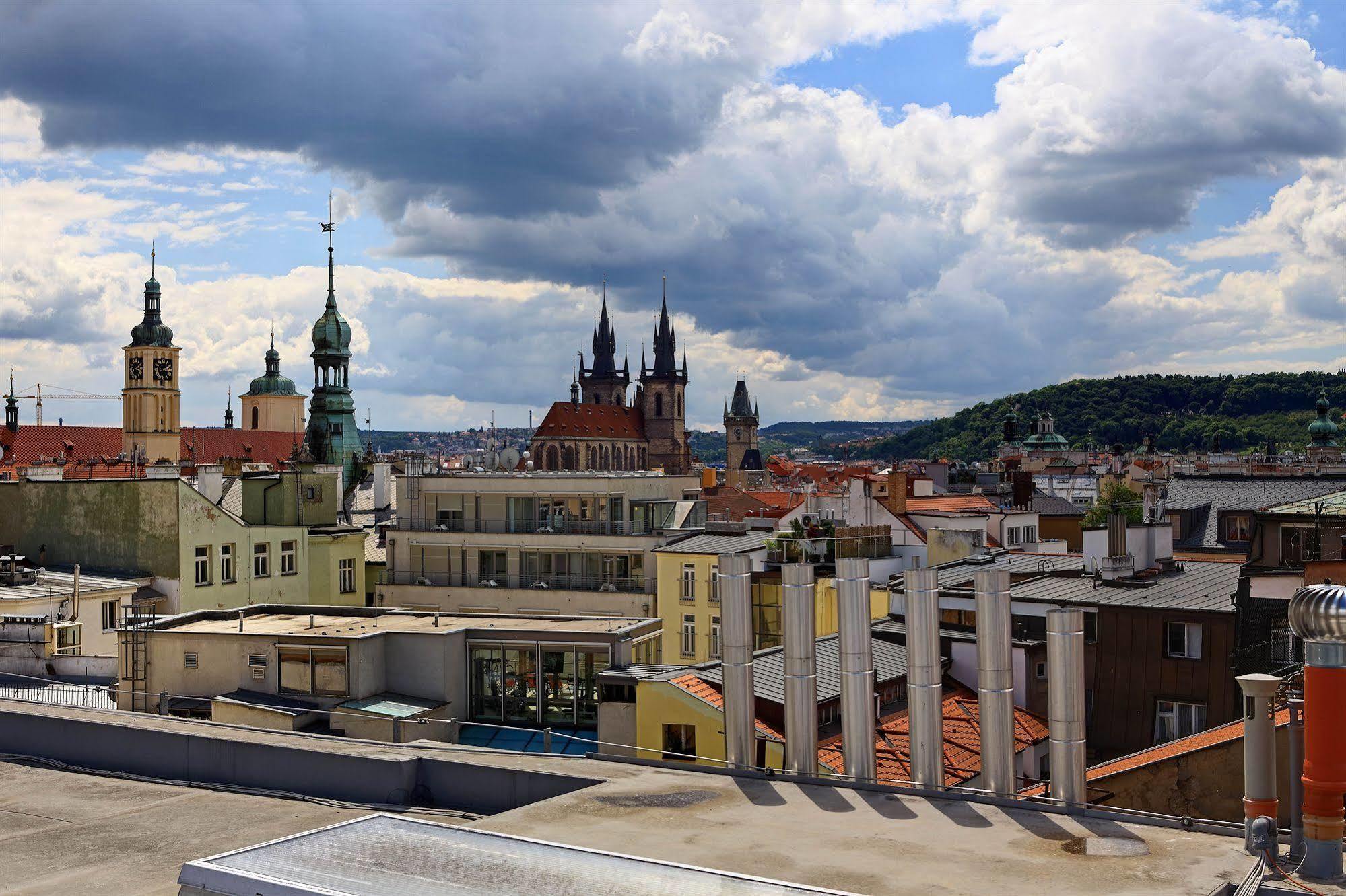 Residence Bene Praha Bagian luar foto